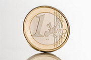 Евро не удержался на максимуме