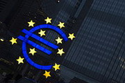 Евро устремился вниз