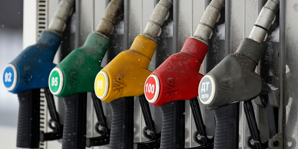 В России хотят ввести госрегулирование цен на бензин