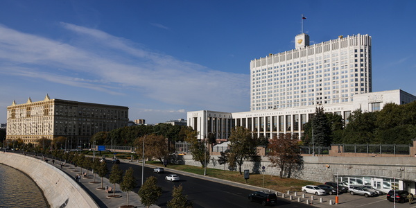 ������ ��������/����