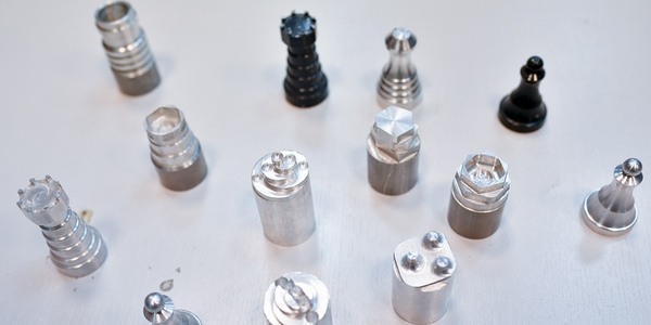 ������ ���������/����