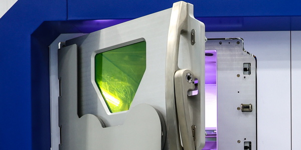 ������ ��������/����